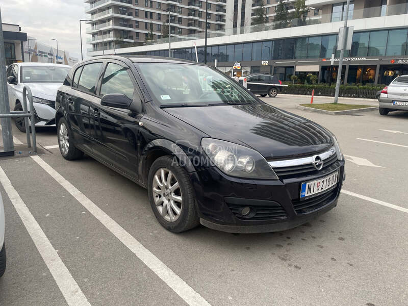 Opel Astra H 