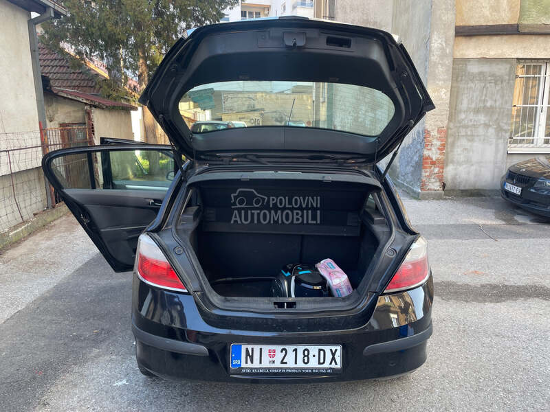 Opel Astra H 