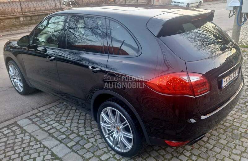 Porsche Cayenne 