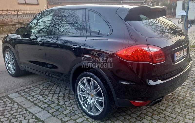 Porsche Cayenne 