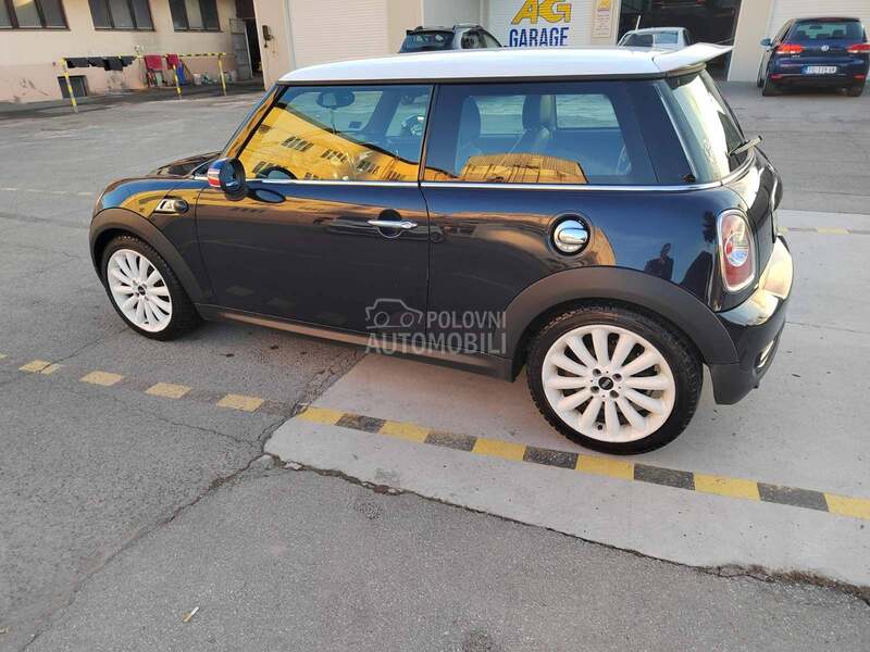 MINI Cooper S D