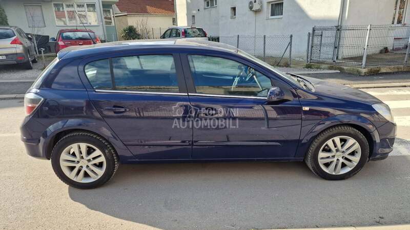 Opel Astra H cosmo