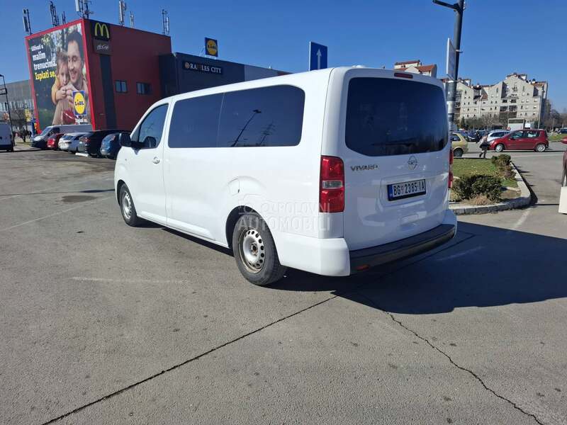 Opel Vivaro 