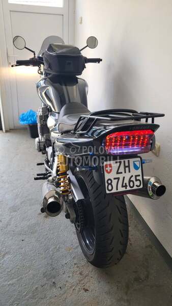 Yamaha XJR 1300