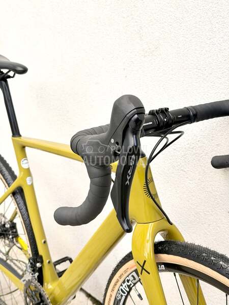 Cannondale Supersix evo 28