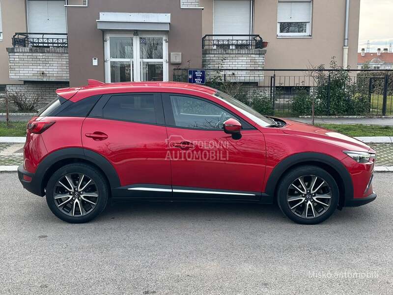 Mazda CX-3 1.5 D 4x4 Head-Up
