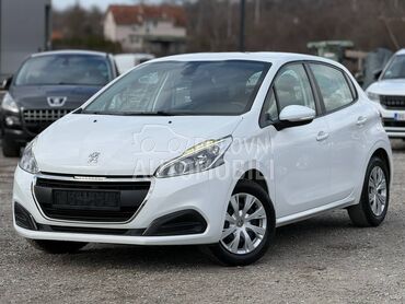Peugeot 208 1.2 LED NAVl CH