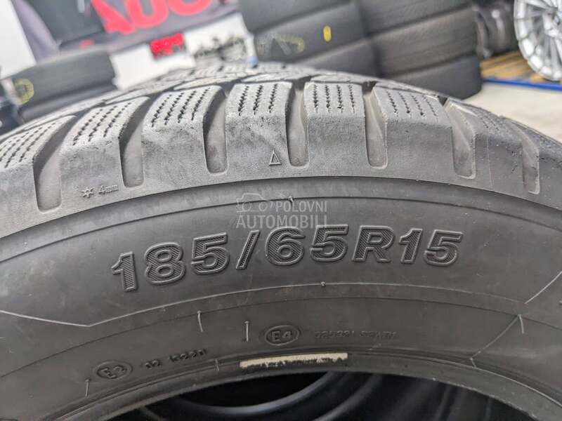 Firestone 185/65 R15 Zimska
