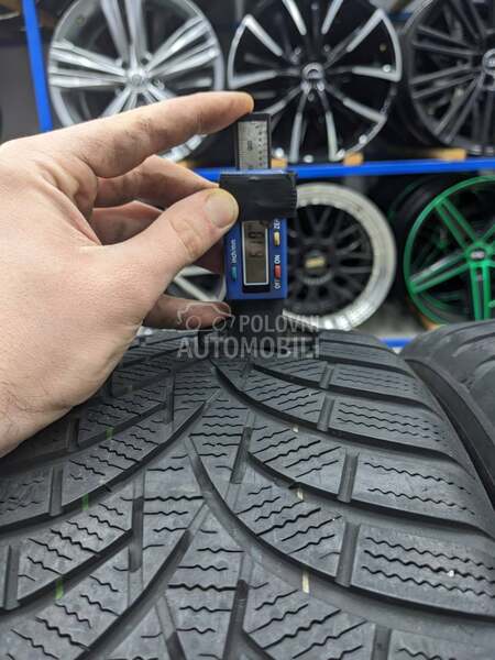 Toyo 205/55 R16 Zimska