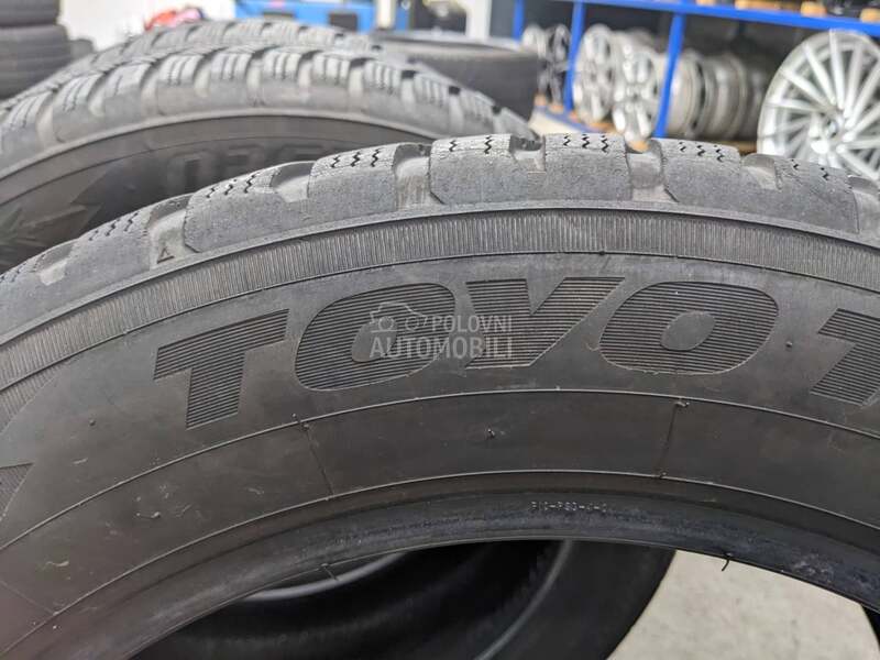 Toyo 205/55 R16 Zimska