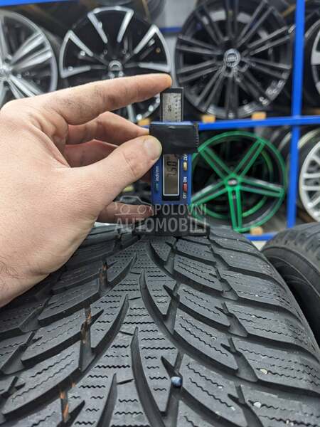 Nokian 205/60 R16 Zimska