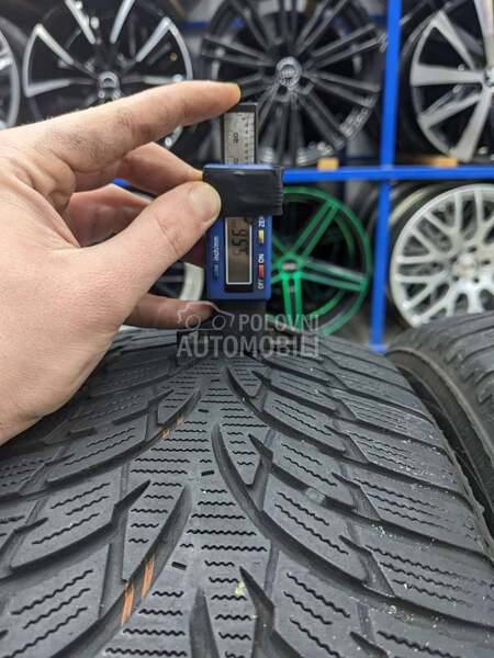 Nokian 205/60 R16 Zimska