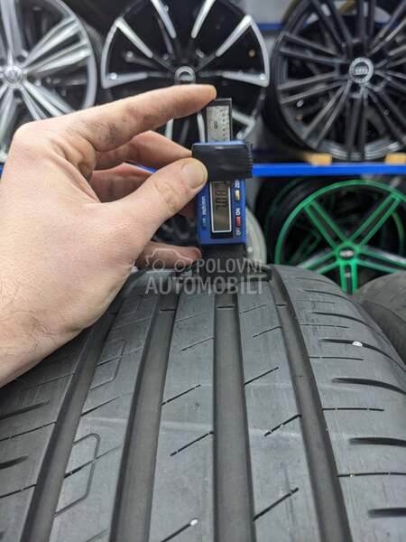 Goodyear 215/55 R17 Letnja