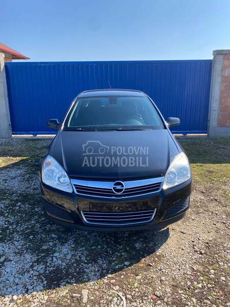 Opel Astra H 