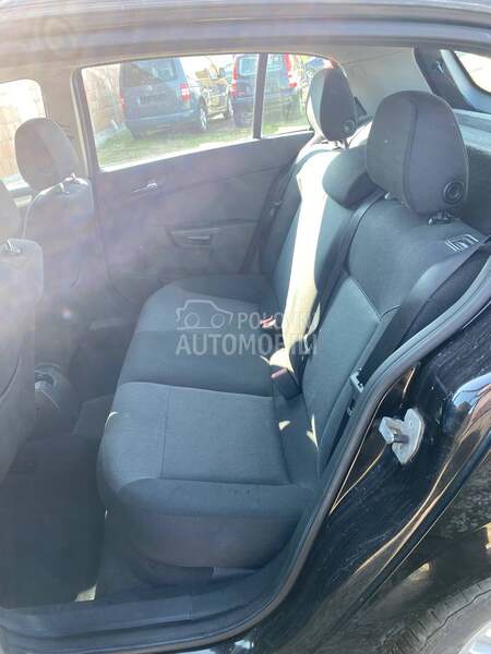 Opel Astra H 