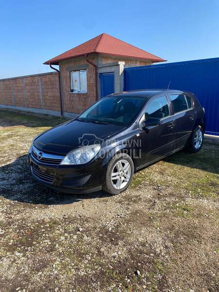 Opel Astra H 