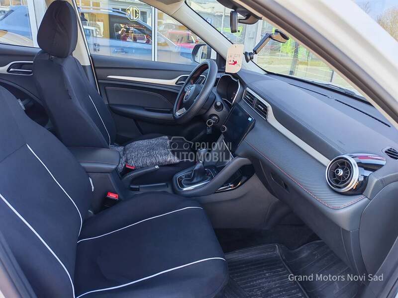 MG ZS 1.5  4cilindra