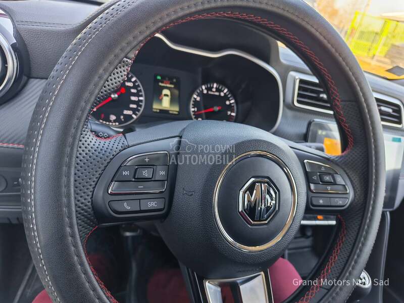 MG ZS 1.5  4cilindra