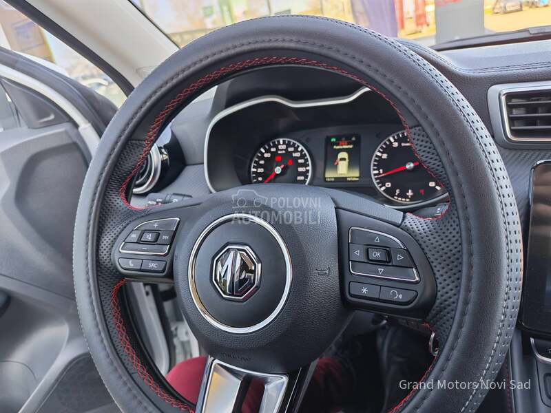 MG ZS 1.5  4cilindra