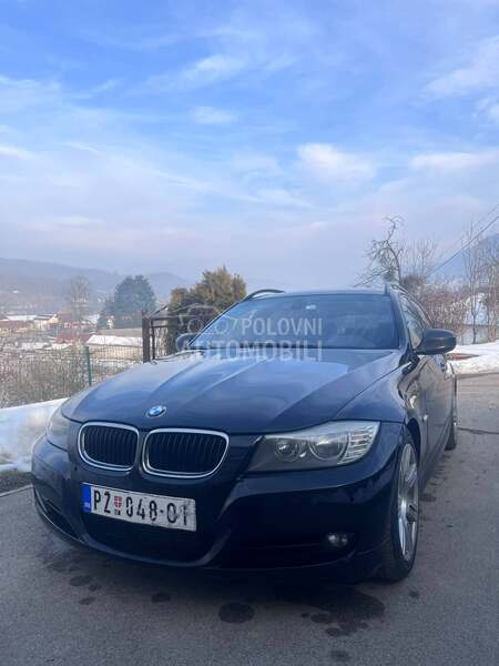 BMW 330 