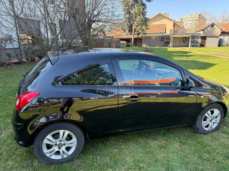 Opel Corsa D 