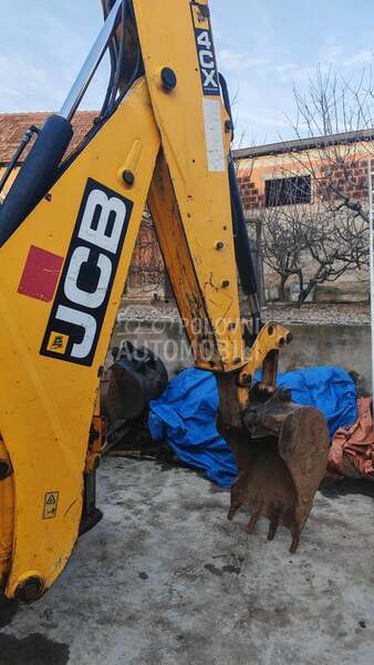 JCB 4CX