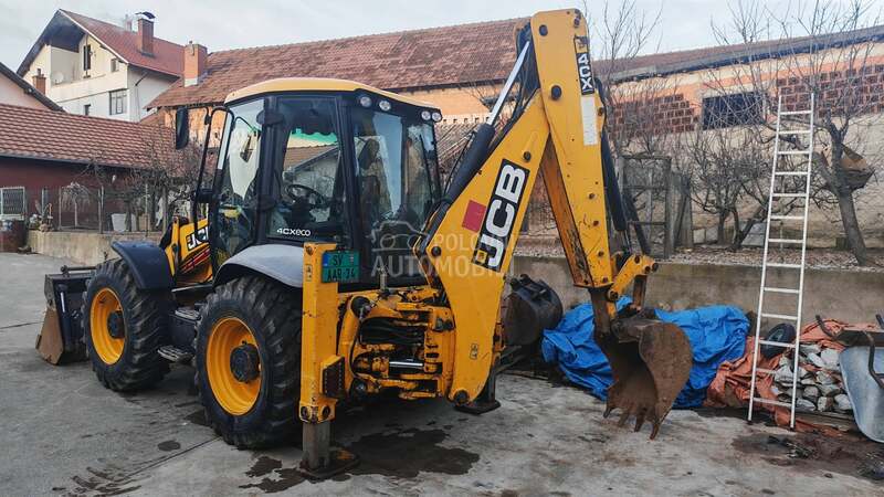 JCB 4CX