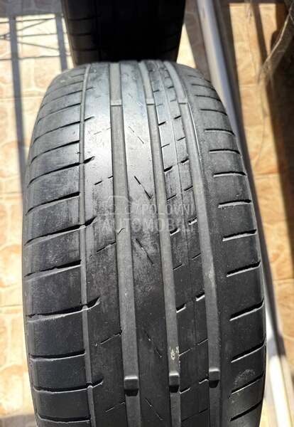 Petlas 215/60 R17 Letnja