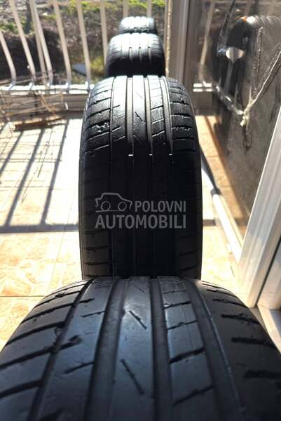 Petlas 215/60 R17 Letnja
