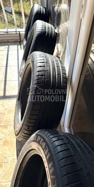 Petlas 215/60 R17 Letnja