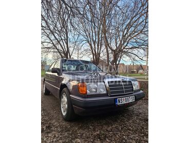 Mercedes Benz W124 200D