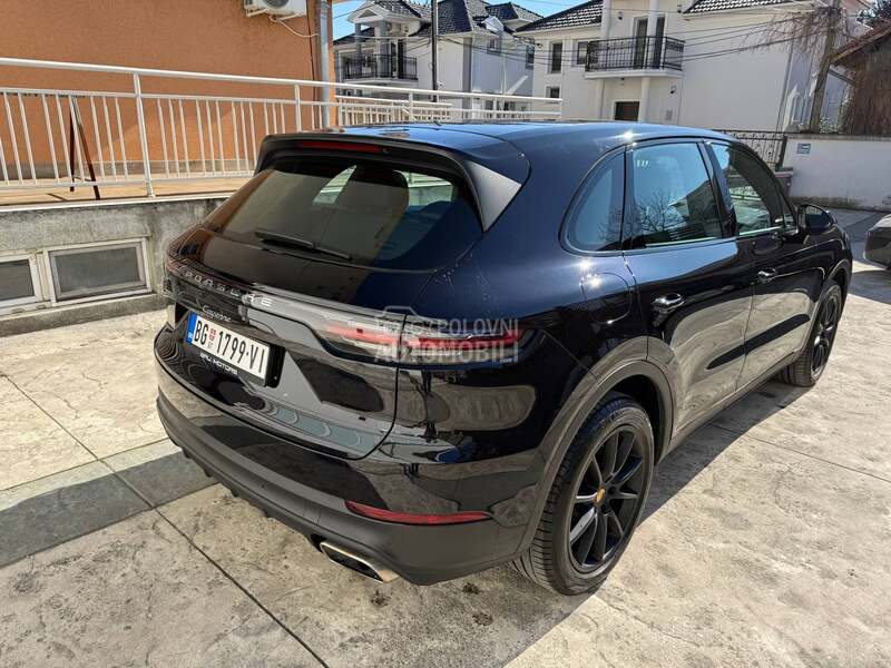 Porsche Cayenne 