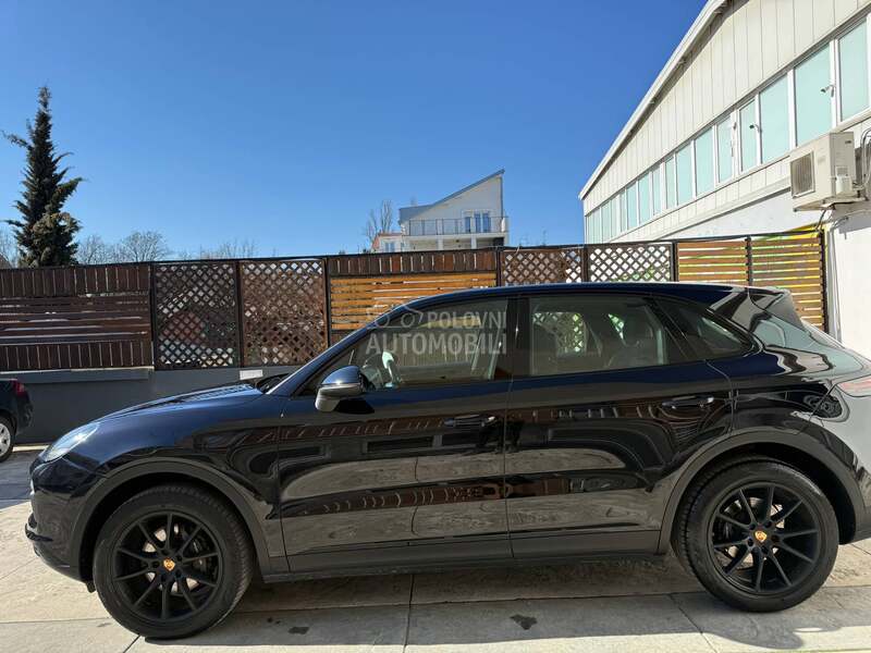 Porsche Cayenne 