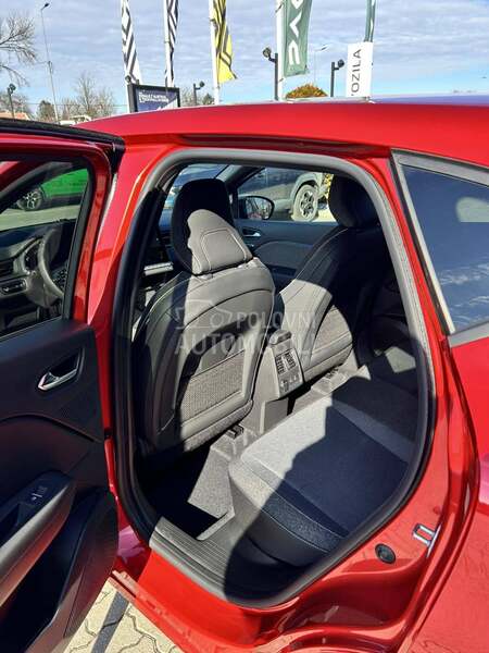 Renault Captur Techno TCe 115