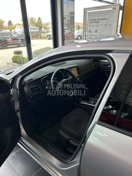 Renault Megane Techno TCe 140