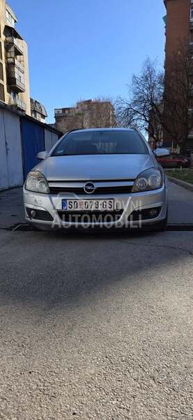 Opel Astra H 