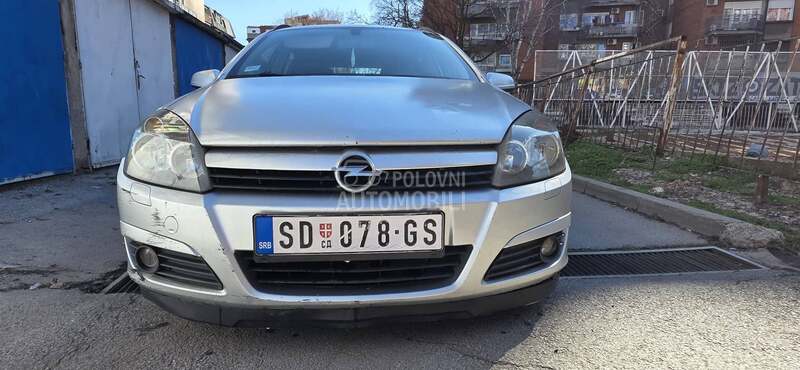 Opel Astra H 