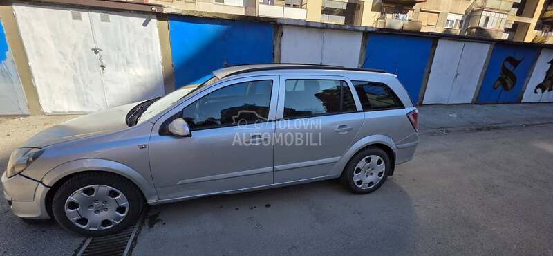 Opel Astra H 