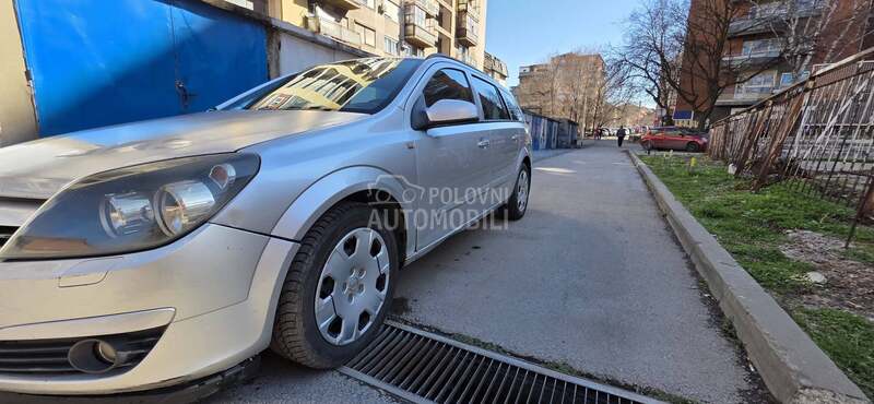 Opel Astra H 