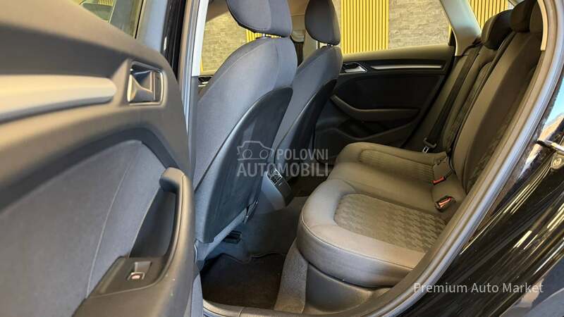 Audi A3 /1.6 TDI//S LINE/NOV