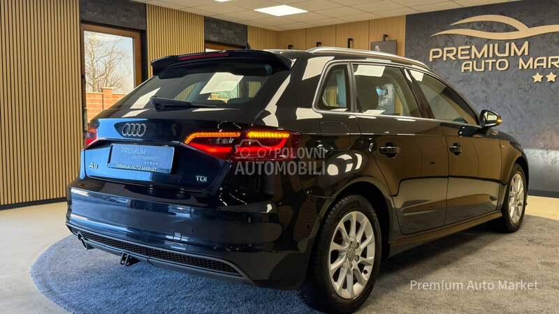 Audi A3 /1.6 TDI//S LINE/NOV