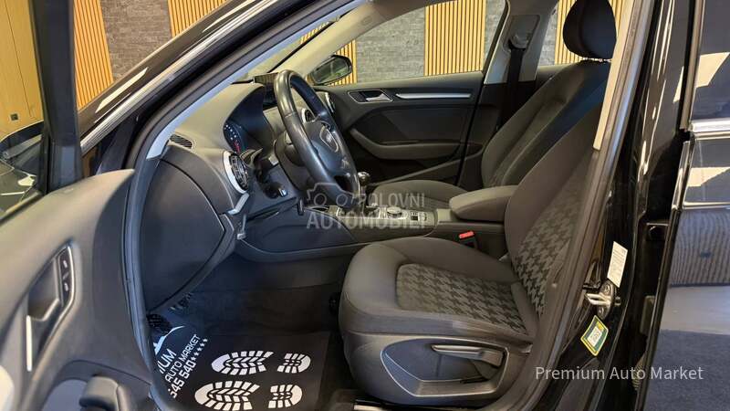 Audi A3 /1.6 TDI//S LINE/NOV