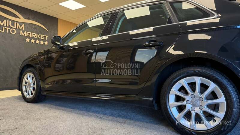 Audi A3 /1.6 TDI//S LINE/NOV