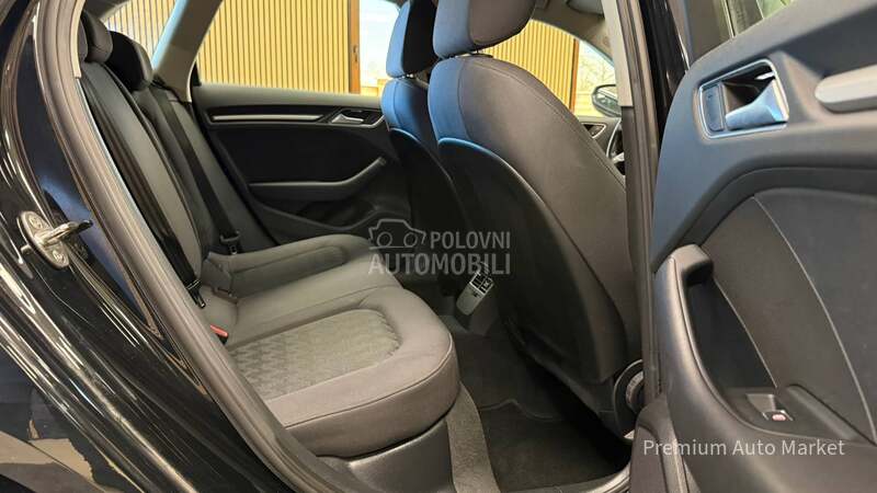 Audi A3 /1.6 TDI//S LINE/NOV