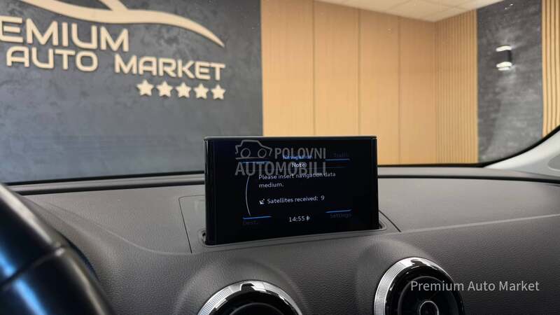 Audi A3 /1.6 TDI//S LINE/NOV