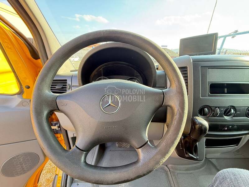 Mercedes Benz Sprinter 
