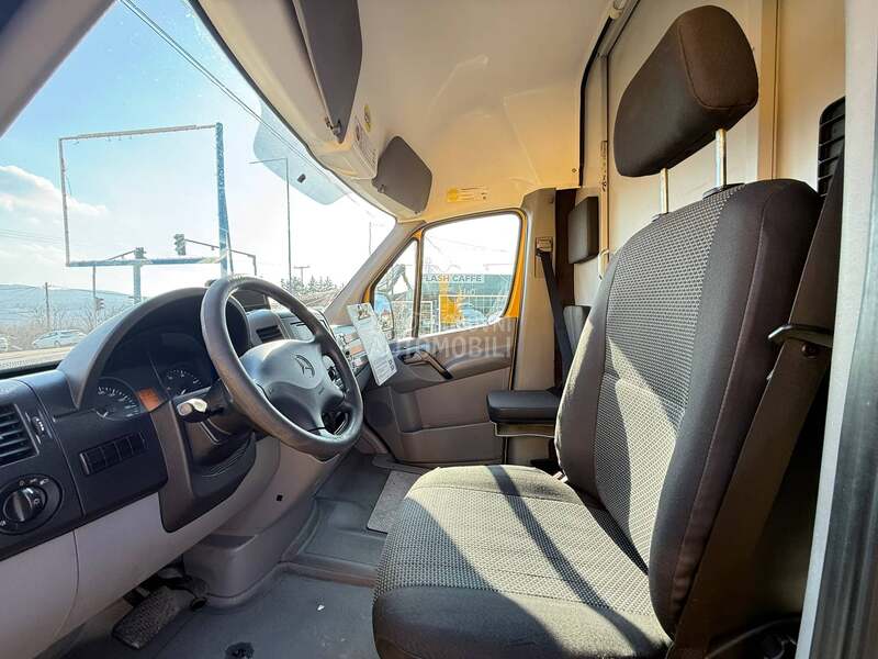 Mercedes Benz Sprinter 