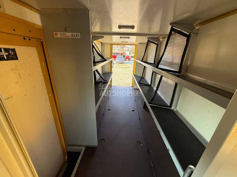 Mercedes Benz Sprinter 