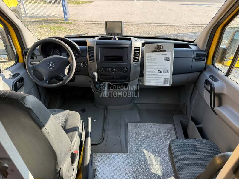 Mercedes Benz Sprinter 
