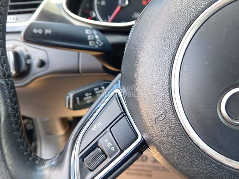 Audi A4 2.0 TDI / LED